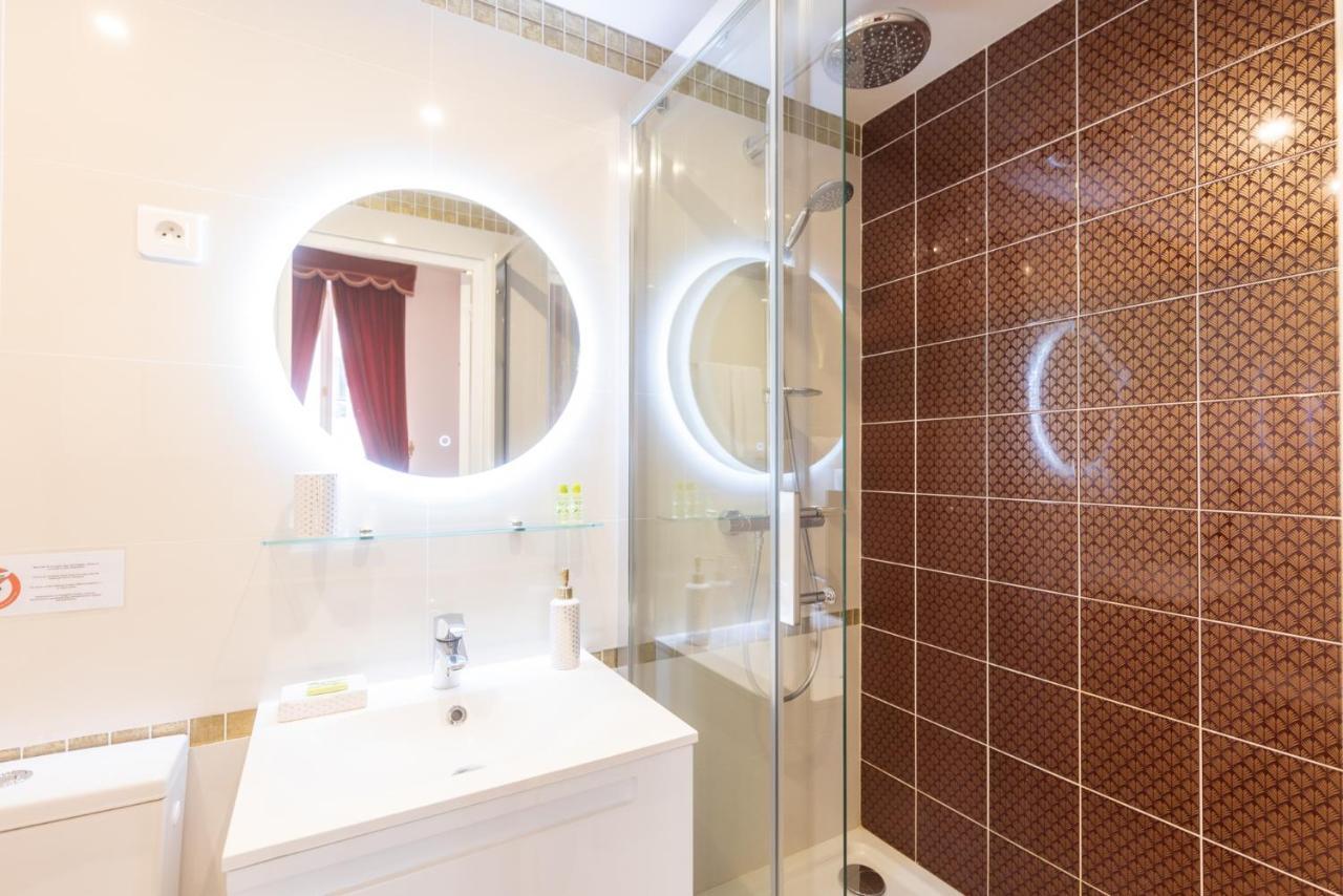 Maison De Lignieres - - Quartier Champs-elysees Bed & Breakfast Parijs