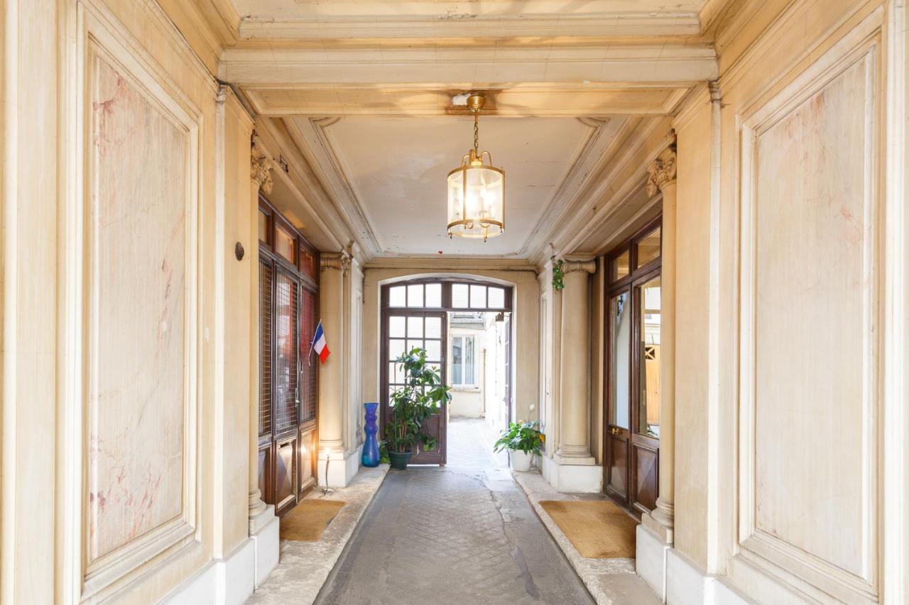 Alojamento de Acomodação e Pequeno-almoço Maison De Lignieres - - Quartier Champs-elysees 3*